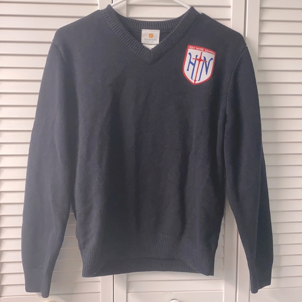 DENNIS UNIFORM | LONG SLEEVE V-NECK PULLOVER SWEATER